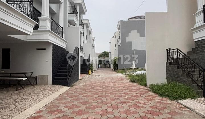 Dijual Cepat Rumah Mewah Baru Dalam Cluster