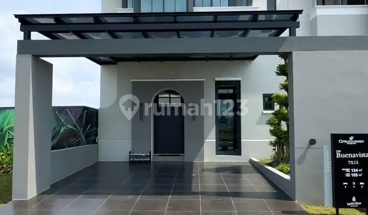 Rumah Mewah 2 Lantai Tengah Kota Sidoarjo