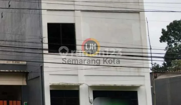 Rumah di Daerah Nongkosawit Rumah di Daerah Nongkosawit