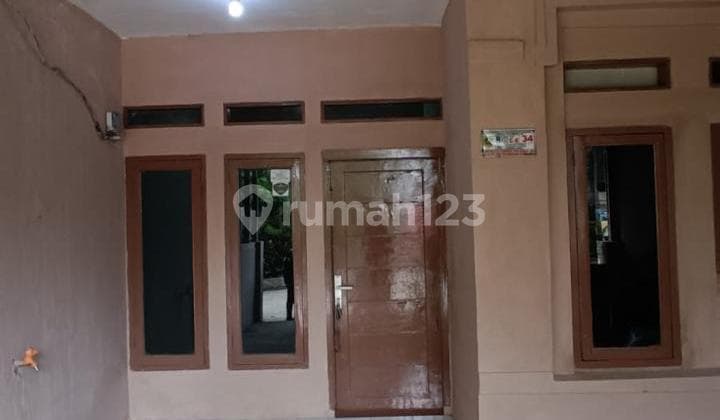 Dijual Murah Rumah di Komplek Griya Indah Serpong Blok Depan