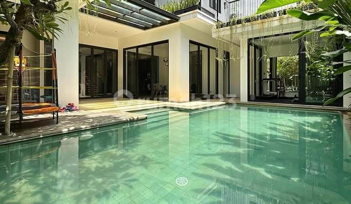 Rumah Modern Tropis Fully Furnished Cipete