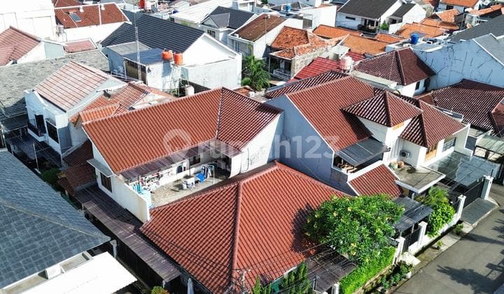 Rumah Tebet Dijual Cepat Jalan 2 Mobil Lebar