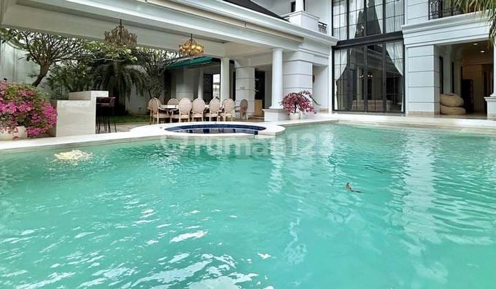 Luxurious House Classic Luas 1.600 M2 Price Rp 57 M