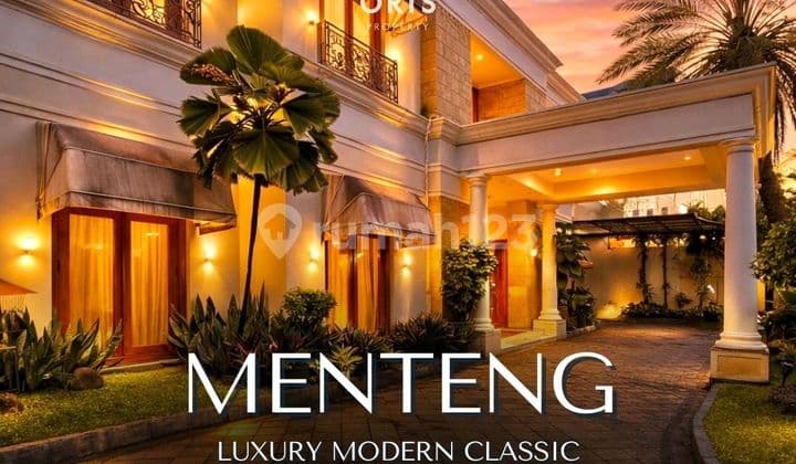 Rumah Mewah Depan Taman Menteng Jakarta Pusat