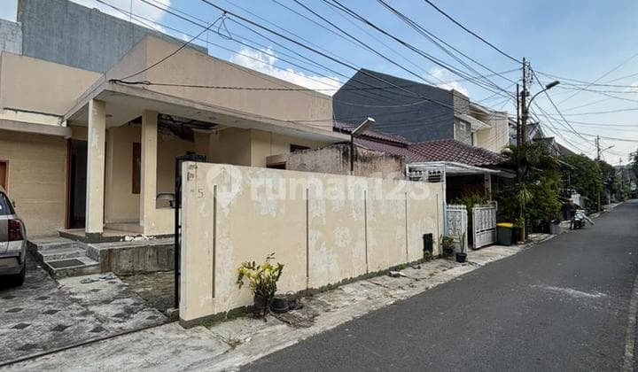 Kebayoran Baru Blok M, Land Area 232 m2, Quick Sale Rp.5.8 Billion