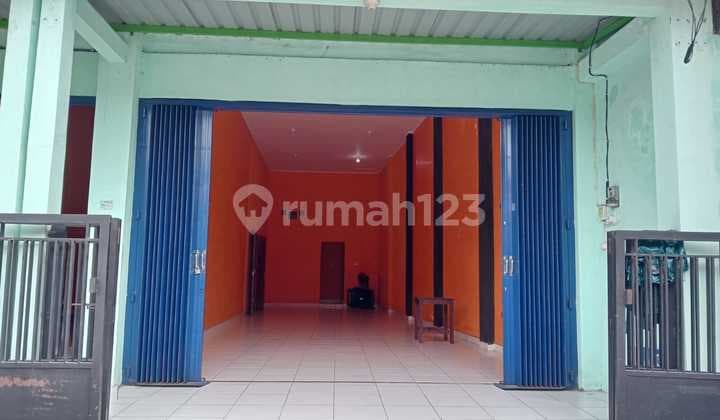 Ready-to-Use Shop House on Lodoyo West Main Road