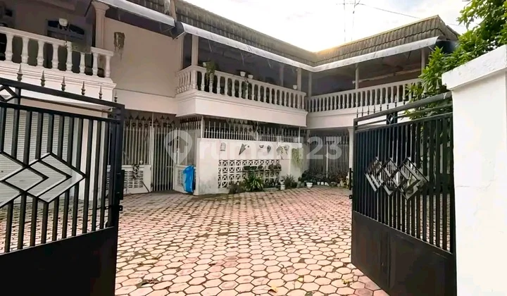 Rumah Hook Premium Kota Blitar