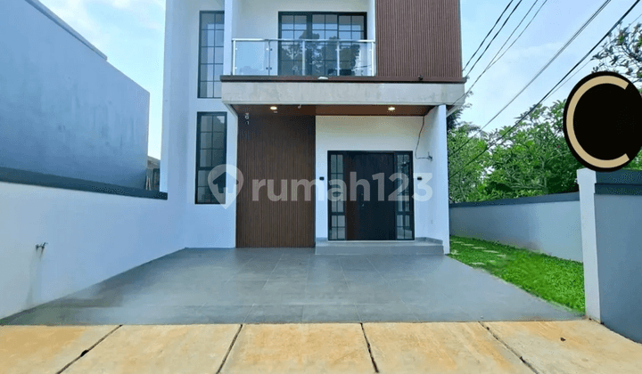 Rumah 2 Lantai Startegis Dekat Tol , Harus Segera Terjual 8429