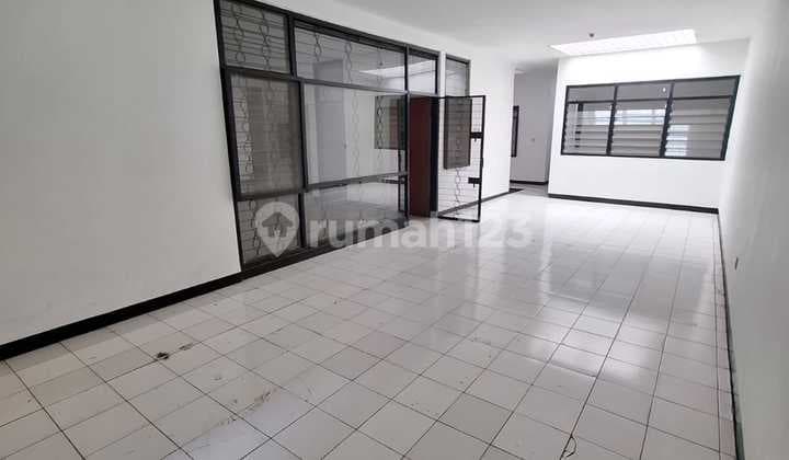 Rumah Luas Sumber Sari Bandung