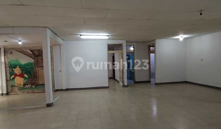 Rumah Biasa Dipakai Gudang atau Kantor Holis Bandung