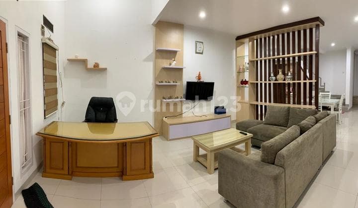 Rumah Nyaman Full Furnished Kota Baru Parahyangan Bandung