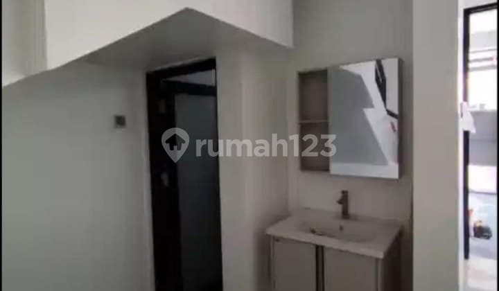 Rumah Baru Gress Lokasi Dharmahusada Mas