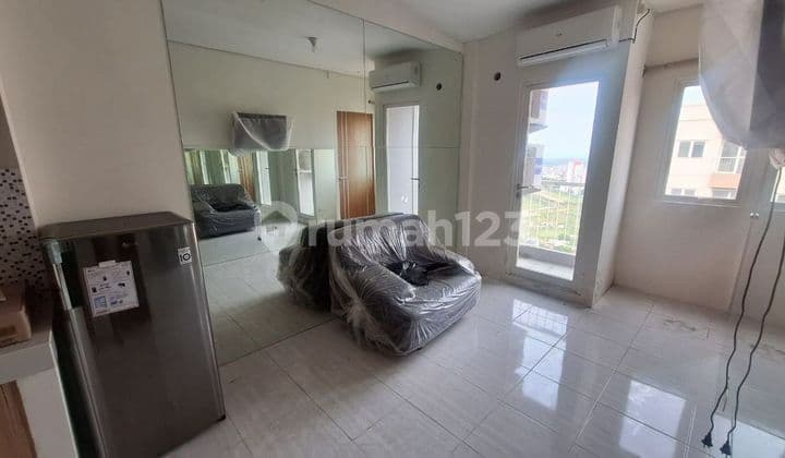 DIJUAL APARTEMEN PUNCAK DHARMAHUSADA TOWER B LANTAI 39 - SEMI FURNISHED