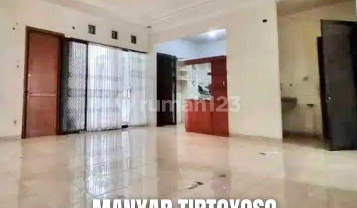 Rumah Murah,Bebas Banjir,Row 3 Mobil di Manyar Tirtoyoso