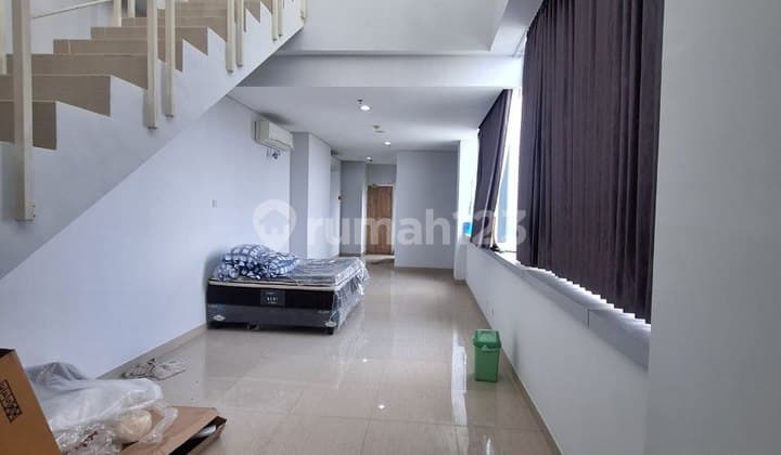 DIJUAL / DISEWAKAN APARTEMEN SKYSUITES RESIDENCE SOHO KEDUNG BARUK LANTAI 7 - FULL FURNISHED