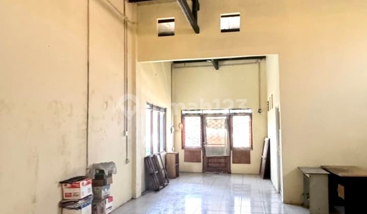 Gudang Siap Pakai di Pameuntasan Sayap Tki 5