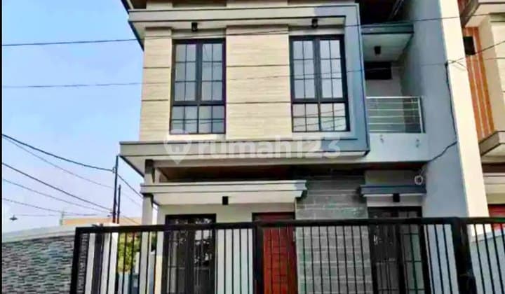 Rumah Gress Surabaya