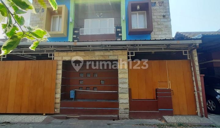 Dijual Rumah Mewah Bonus Kos-Kosan di Malang Kota, Dekat dengan Univ.ub dan Umm