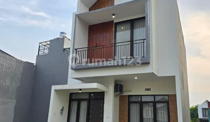 Rumah Baru Pakuwon City,Surabaya.