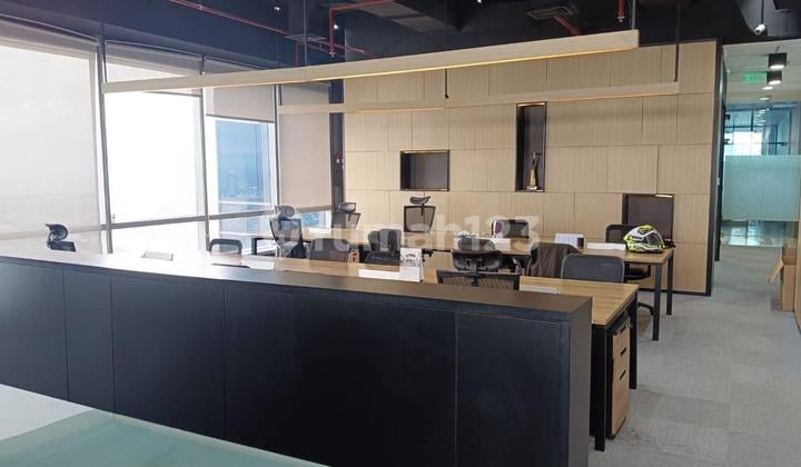 For Rent Office Soho Capital