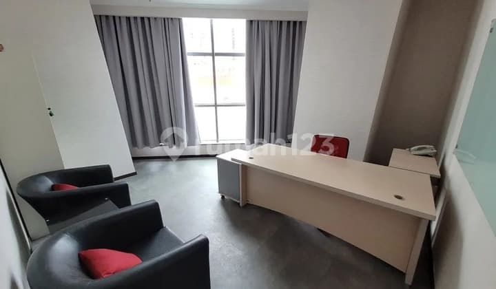 Dijual Unit Office Apl Tower Furnished Siap Pakai