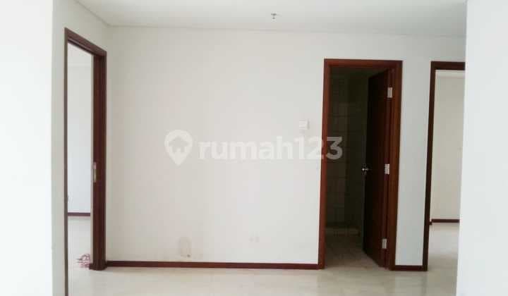 Royal Mediterania Garden 2+1 Bedroom Unfurnished Area 77 Square Meters Strategic Location West Jakarta