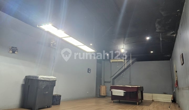 Ruko 3 1/2 Lantai - Metland Puri