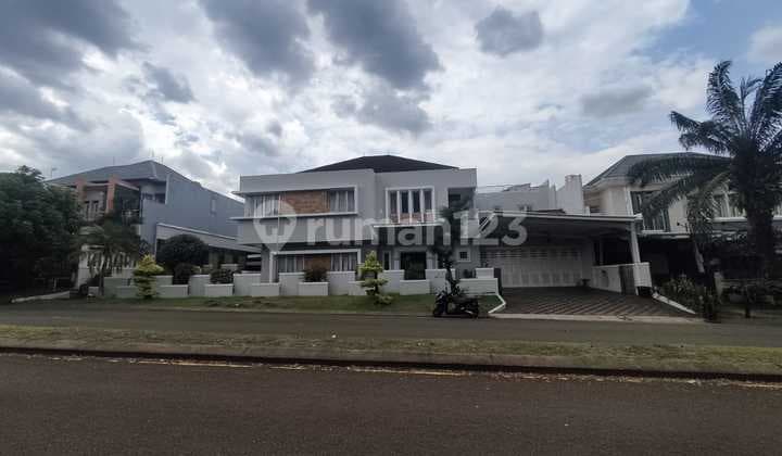 Rumah Mewah di Kota Wisata Cibubur