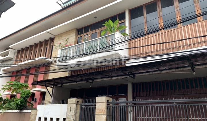 Rumah Murah di Jl. Mangga, Utan Kayu Utara