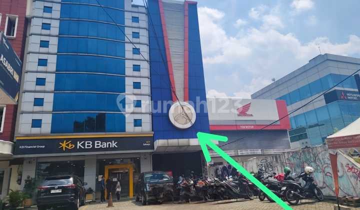 Ruang Usaha Strategis - Jalan Utama Saharjo , Tebet