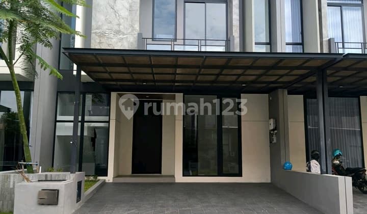 Affordable House Citraland District 9 Surabaya