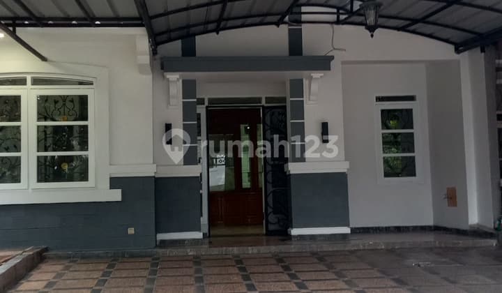 Disewakan di Kota Wisata Baru Renovasi, Bonus Pohon Duren