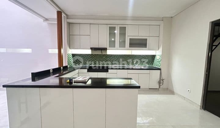 Sewa Rumah Bagus di Raffles Hills