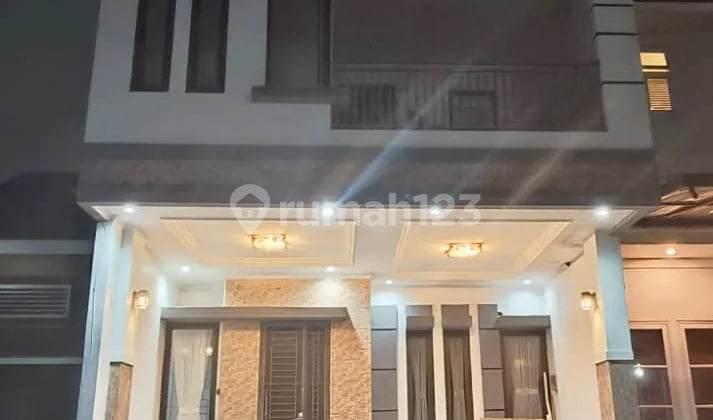 Strategic Luxury Home & Fully Furnished - Best Price