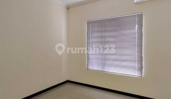 Rumah Sewa Sommervile Tki