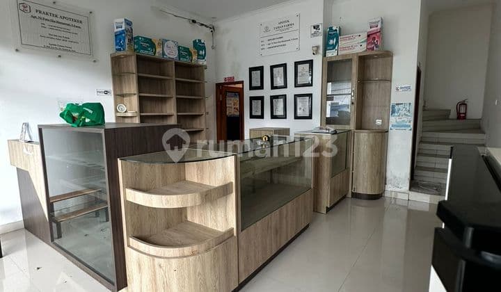 Ruko Strategis 2 Lantai di Area Seminyak