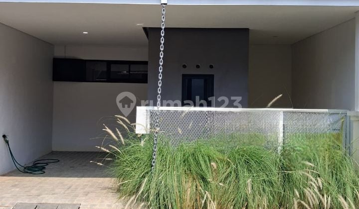 Dijual Rumah 2 Lantai di Graha Raya Bintaro, Tangerang Selatan.