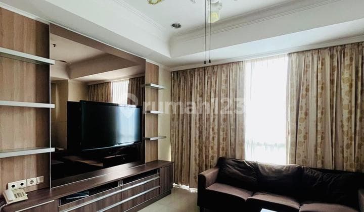 Apartemen Menara Emporium 2 BR, Strata, Bagus