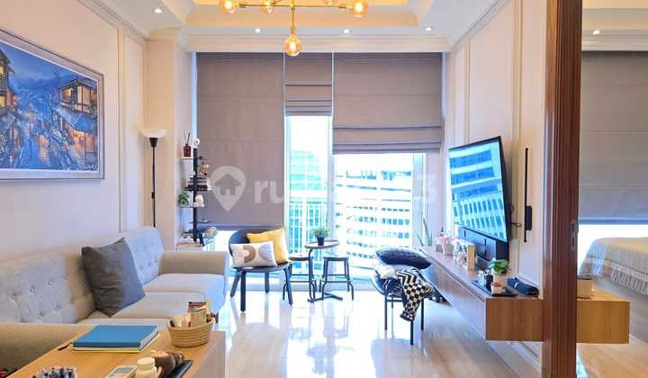 Apartemen South Hills 1 BR, Strata, Siap Huni