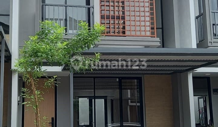 Rumah Bagus 2 Lantai, Dalam Cluster, di Legenda Wisata