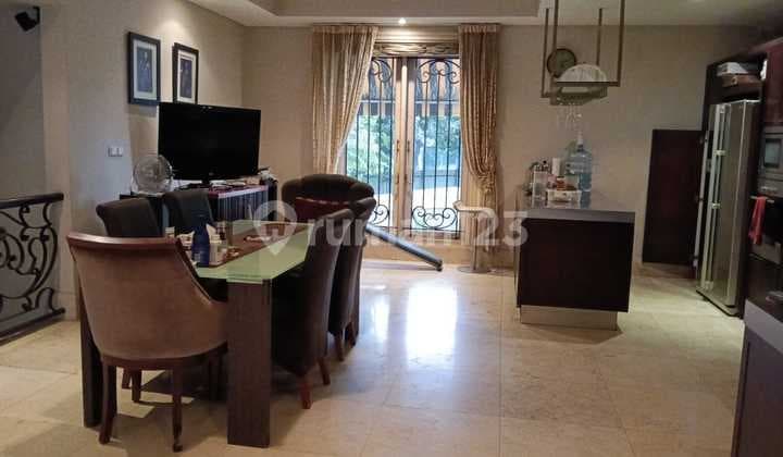 Di Jual Rumah Mewah di Kelapa Gading Jakarta Utara