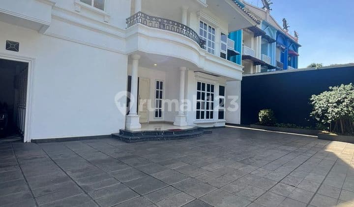 For Sale Strategic House in Tebet, South Jakarta