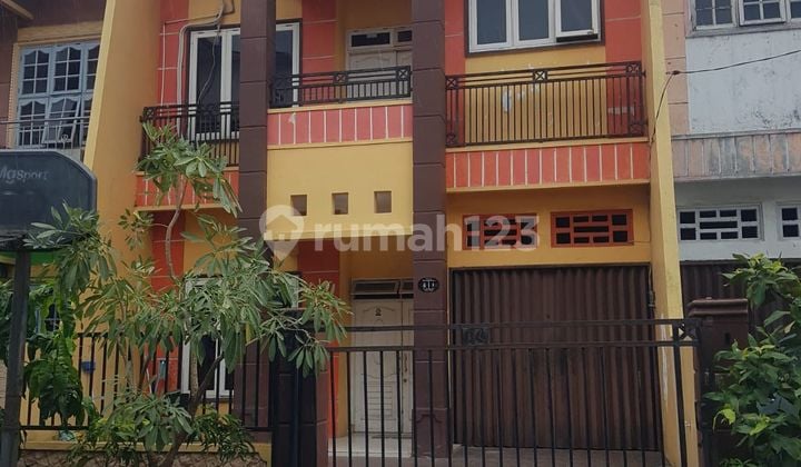 Rumah Siap Huni 2 Lantai di Komplek Bumi Seroja Medan Sunggal