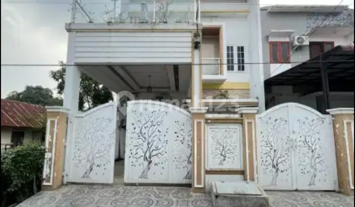 Ready Rumah Mewah 5 Kamar Daerah Medan Helvetia