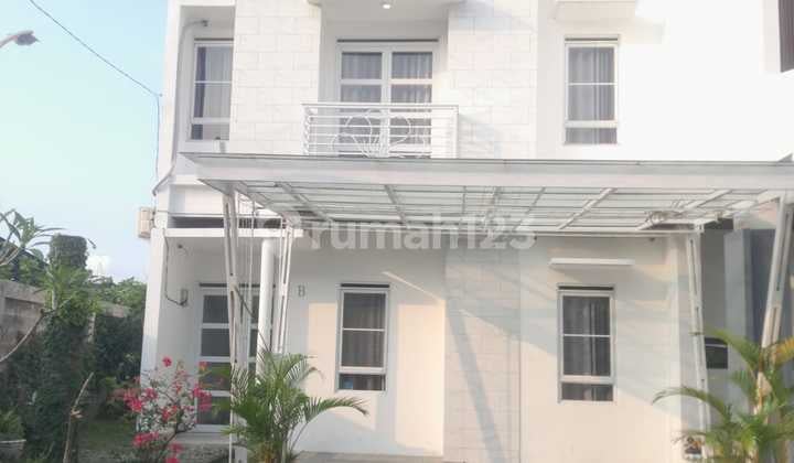 Rumah Siap Huni 2 Lantai Dalam Komplek Daerah Medan Sunggal