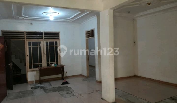 Price Reduced Again!! Need to Sell Fast, Ma'am!! Taman Pondok Indah Wiyung