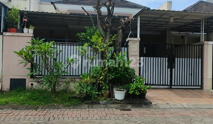Rumah di Alam Galaxy Surabaya