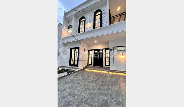 Beautiful Open Space Design House in Nusa Loka BSD, South Tangerang