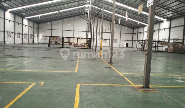 Pabrik di Dalam Kawasan Industri Jababeka 2 Cikarang