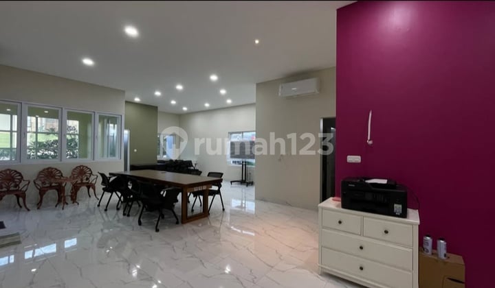 Rumah dan Kavling Hoek di Flamboyan Alam Sutera, Tangerang Selatan